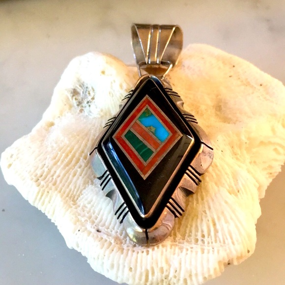 Vintage Gilbert Nelson Navajo nNative American Pendant - Picture 3 of 14